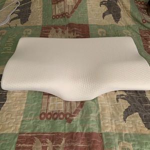 Memory Foam Orthopedic Pillow